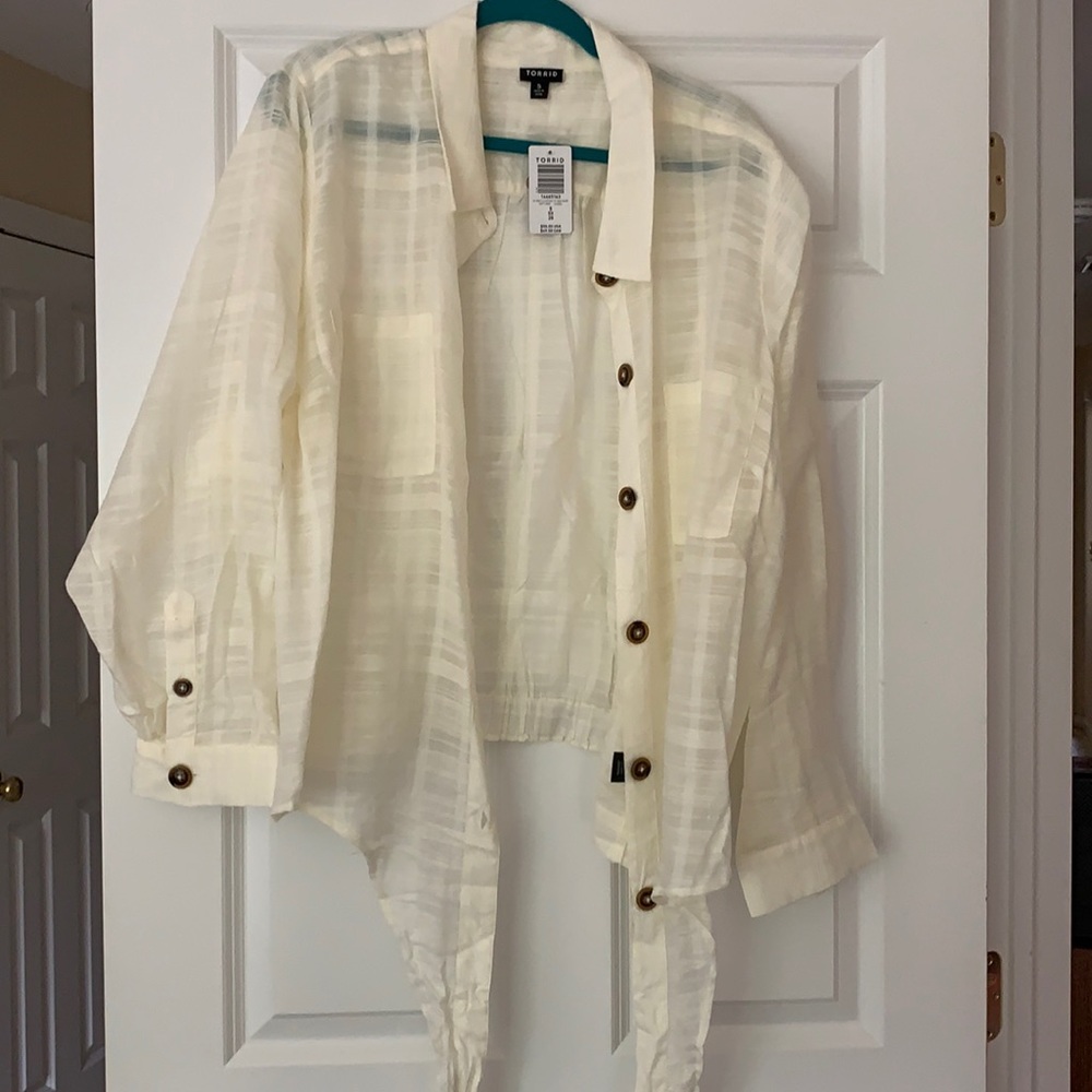 Tie front white top